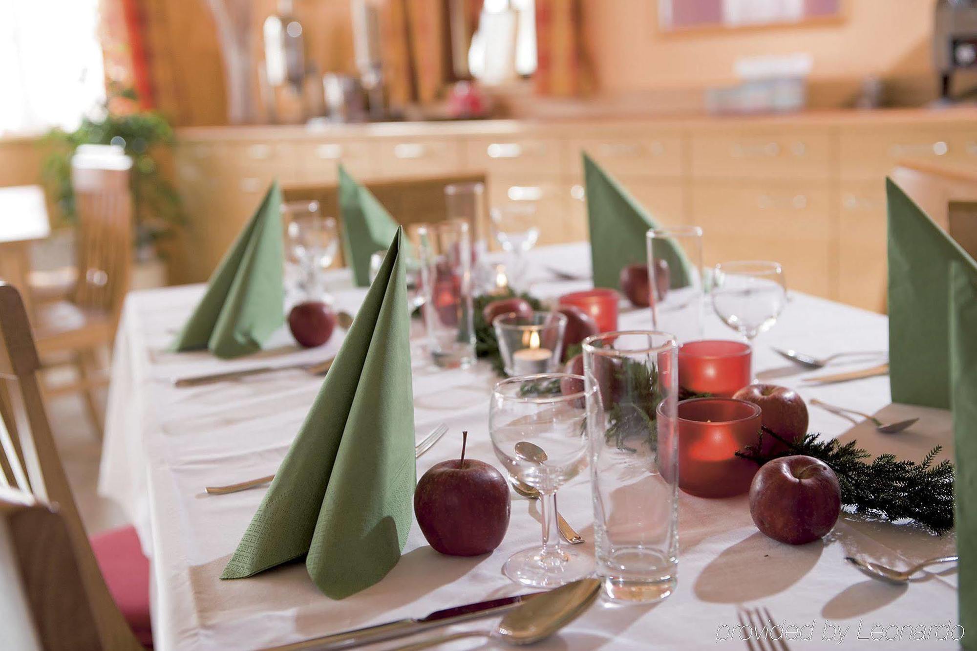 Jufa Hotel Donnersbachwald Restoran gambar